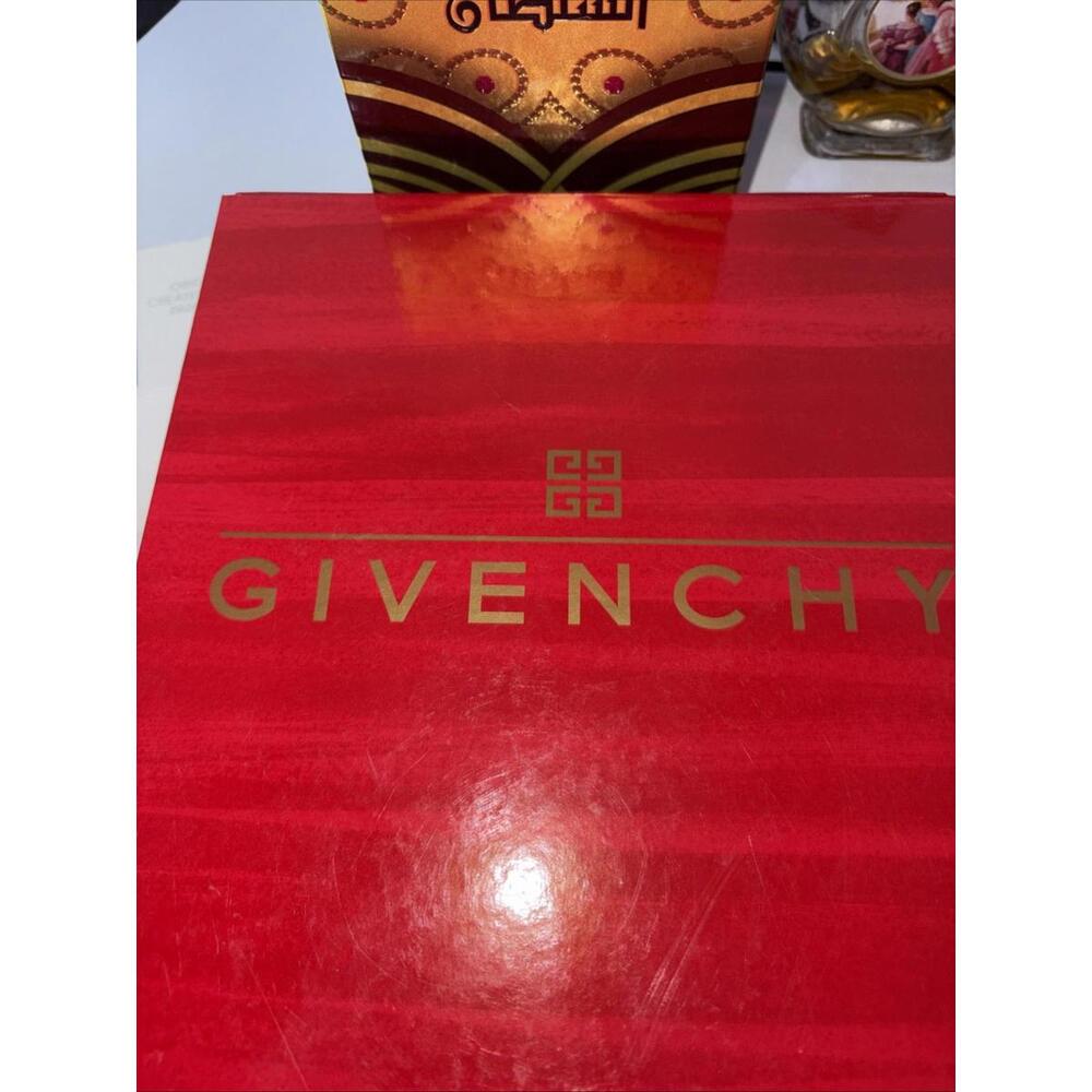 Vintage Givenchy “Tony Bennett” Holiday Mini Perfume Set 5pc Boxed Collector Set